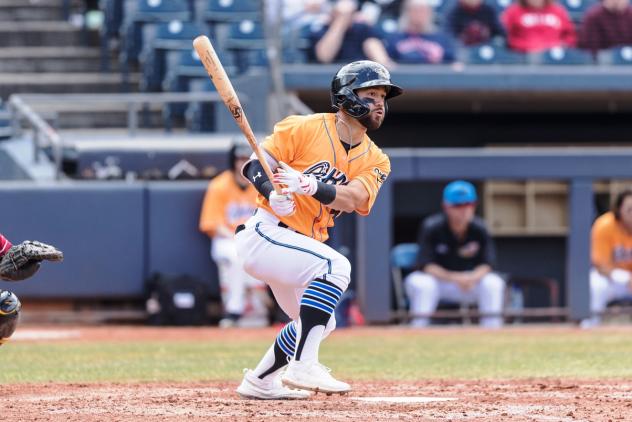 Akron RubberDucks outfielder Ka'ai Tom