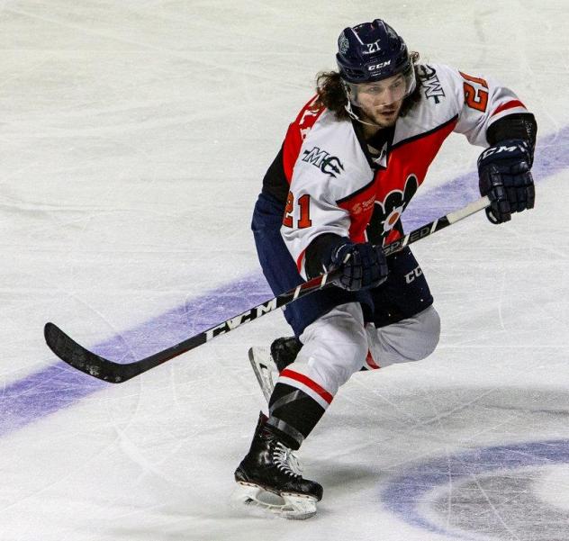 Maine Mariners forward Zeb Knutson