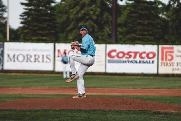 St. Cloud Rox pitcher Carter Bosch