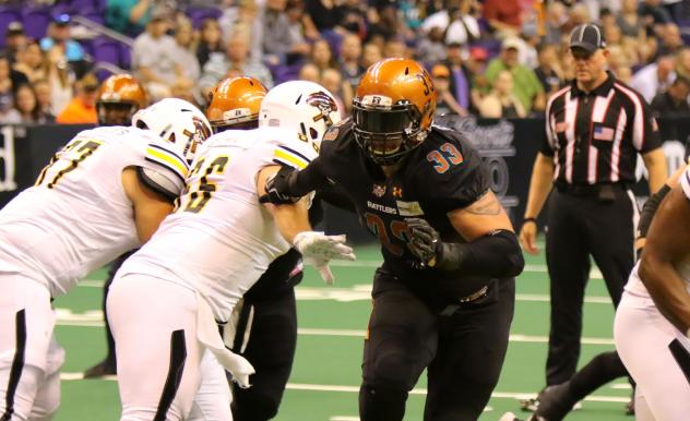 Connor Flagel of the Arizona Rattlers vs. the Tucson Sugar Skulls