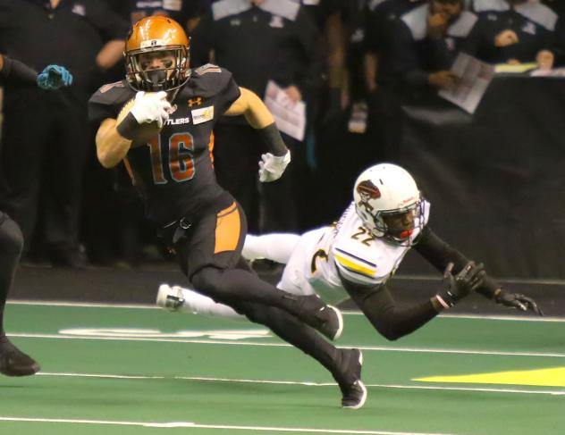 Jarrod Harrington of the Arizona Rattlers vs. the Tucson Sugar Skulls