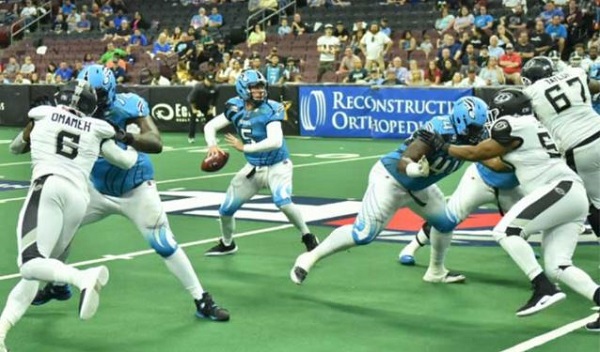 Philadelphia Soul quarterback Dan Raudabaugh drops back against the Columbus Destroyers