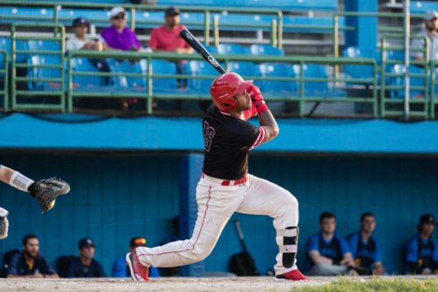 Battle Creek Bombers outfielder Roy Thurman