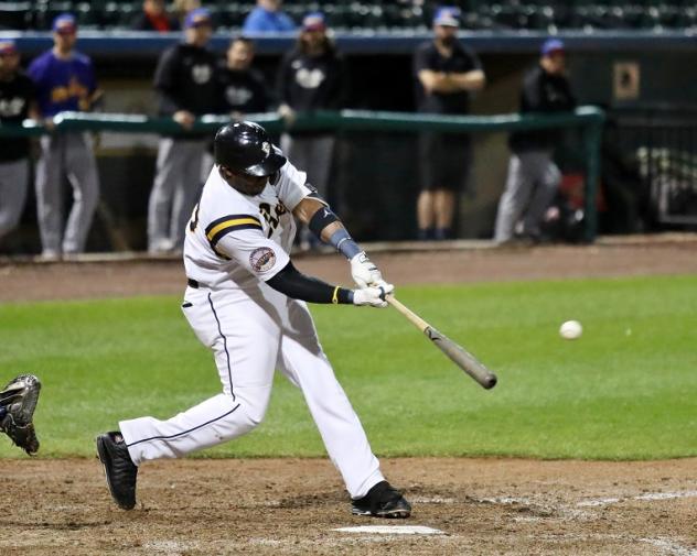 Telvin Nash batting with the York Revolution