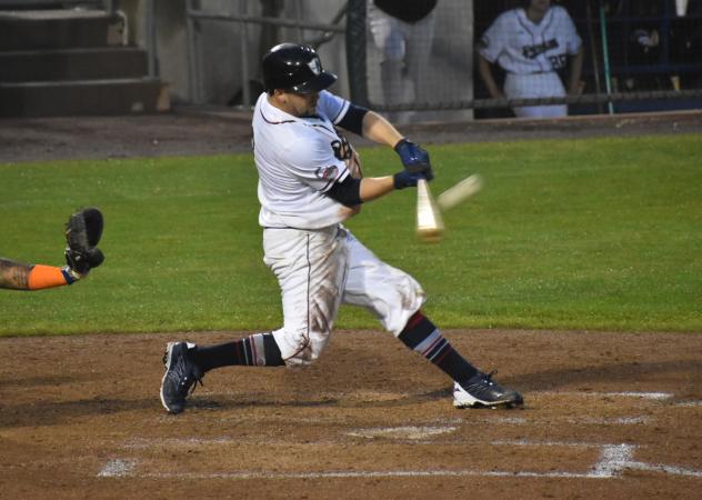 Scott Kelly of the Somerset Patriots