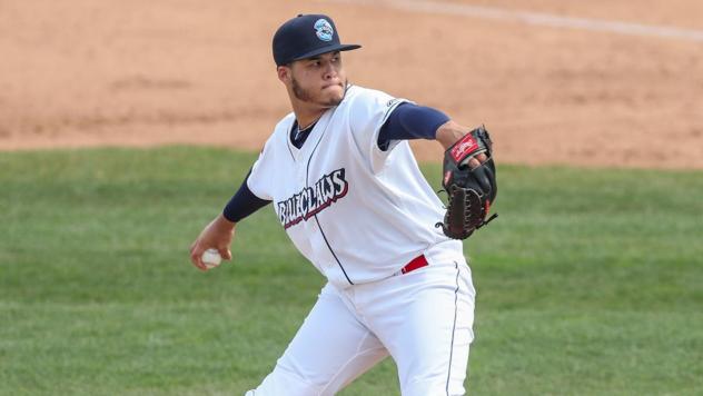 Lakewood BlueClaws pitcher Victor Santos