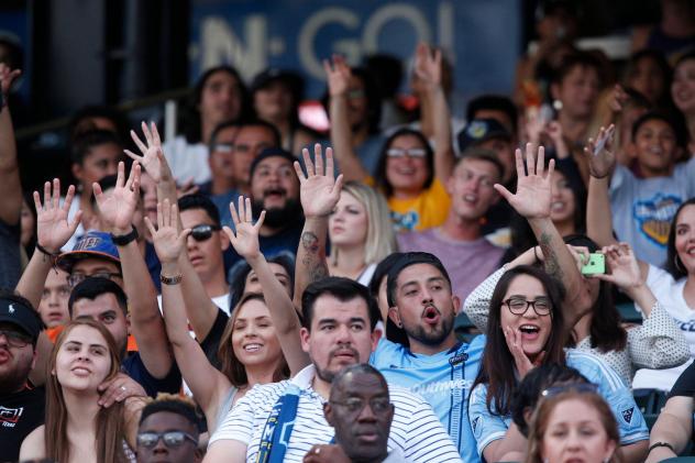 El Paso Locomotive FC fans