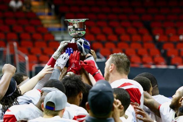 Sioux Falls Storm hoist the United Conference Championship trophy