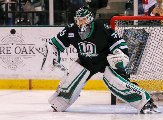 Dallas Stars goaltender Landon Bow