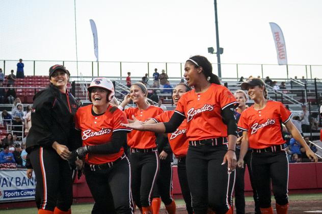 Chicago Bandits celebrate at home