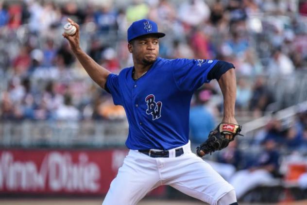 Pensacola Blue Wahoos on the mound