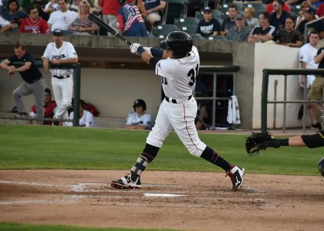 amon Flores of the Somerset Patriots