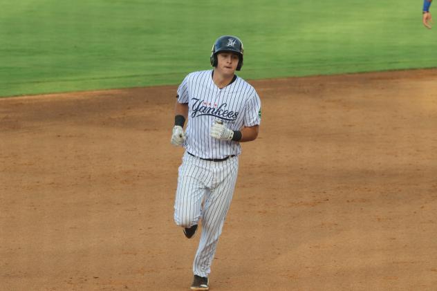 Pulaski Yankees third baseman Chad Bell