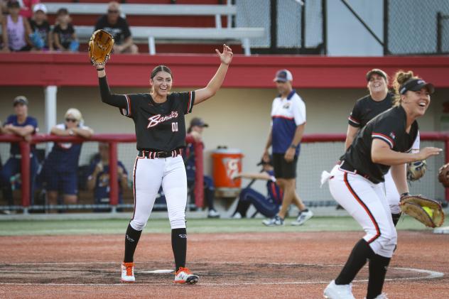 Chicago Bandits pitcher Danielle O'Toole