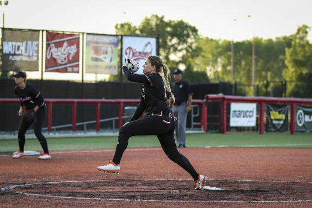 Chicago Bandits pitcher Rachele Fico delivers