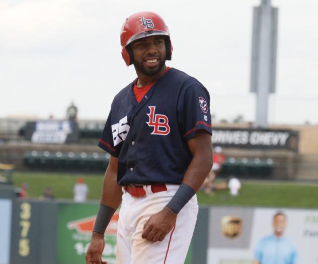 Louisville Bats outfielder Narciso Crook