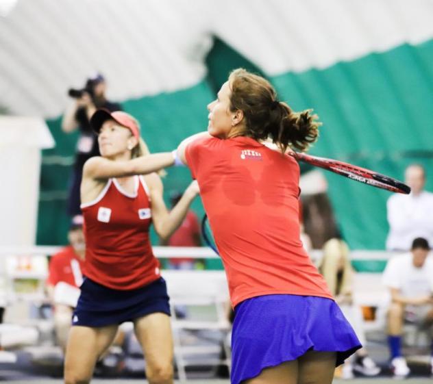 Women's doubles slipped away from the Washington Kastles in the fourth set