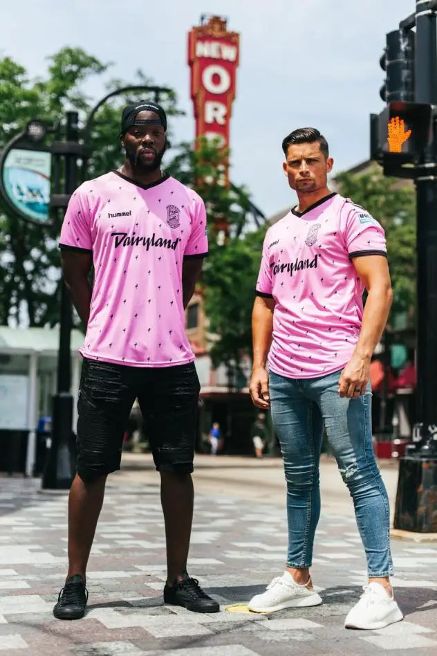 Forward Madison FC Pink Flamingo kit