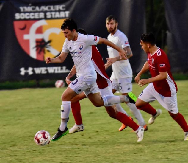 Kobe Perez with Tormenta 2