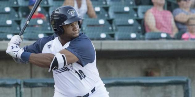 Lincoln Saltdogs infielder Curt Smith