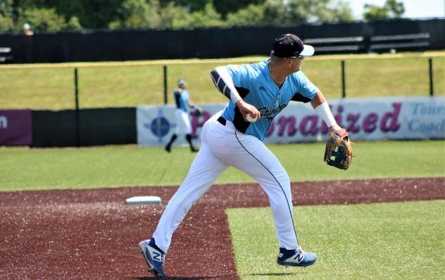 Lakeshore Chinooks in the field