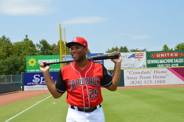 Former Hickory Crawdad Curtis Terry