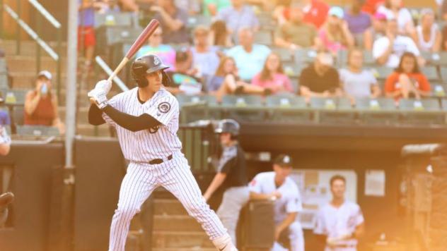Jackson Generals catcher Renae Martinez