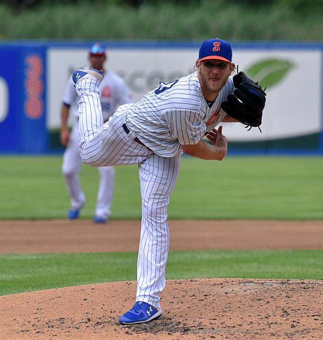 Syracuse Mets pitcher Drew Gagnon