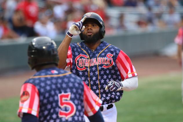 El Paso Chihuahuas infielder Aderlin Rodriguez