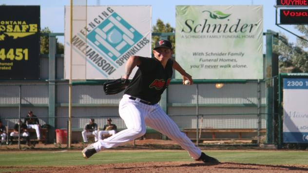 Great Falls Voyagers pitcher Avery Weems