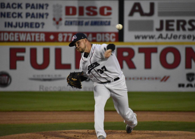 Somerset Patriots pitcher Rick Teasley