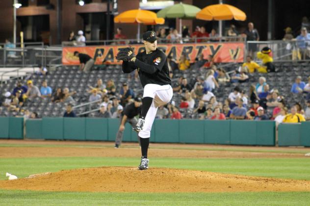 James Marvel pitching for the West Virginia Power in 2017