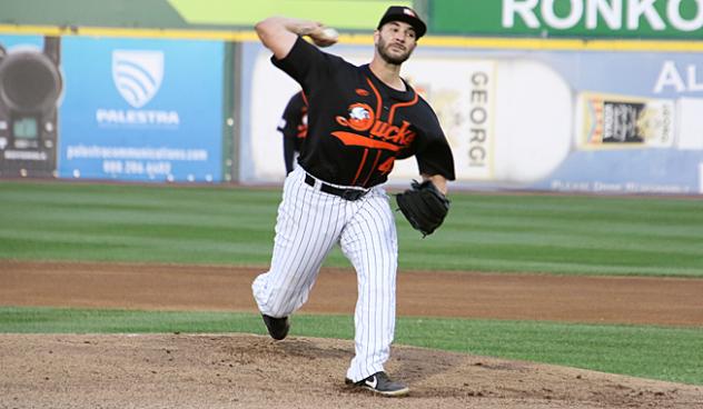 Long Island Ducks pitcher Brandon Beachy