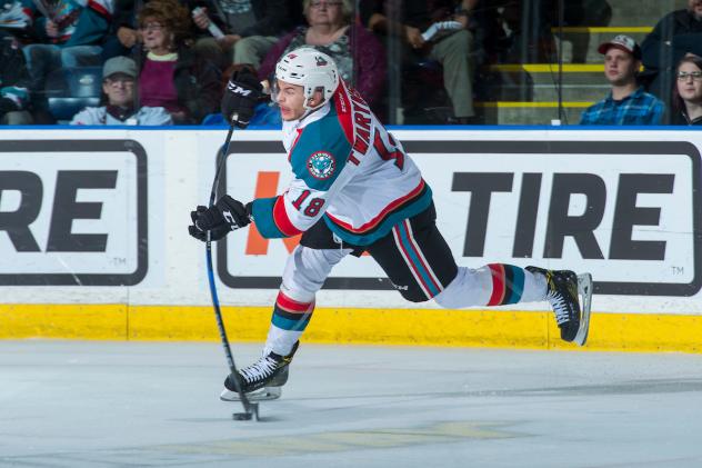 Kelowna Rockets winger Carsen Twarynski