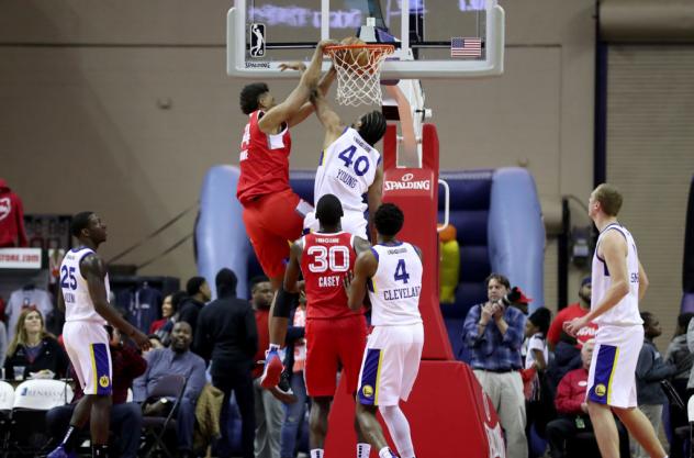 Doral Moore dunks for the Memphis Hustle