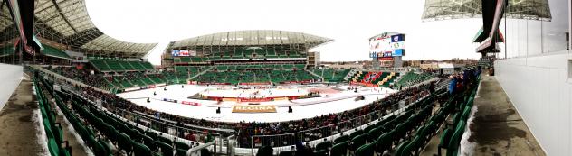 Mosaic Stadium hosts the Outdoor Classic between the Regina Pats and Calgary Hitmen