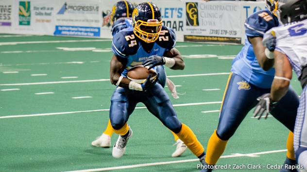 Running back Nathaniel Chavious with the Cedar Rapids River Kings