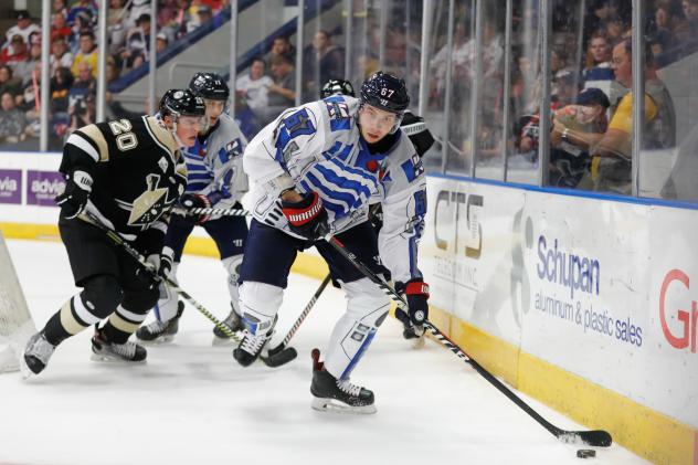 Kalamazoo Wings forward Yannick Veilleux (right) vs. the Wheeling Nailers