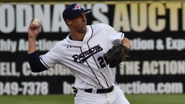Somerset Patriots second baseman Craig Massey