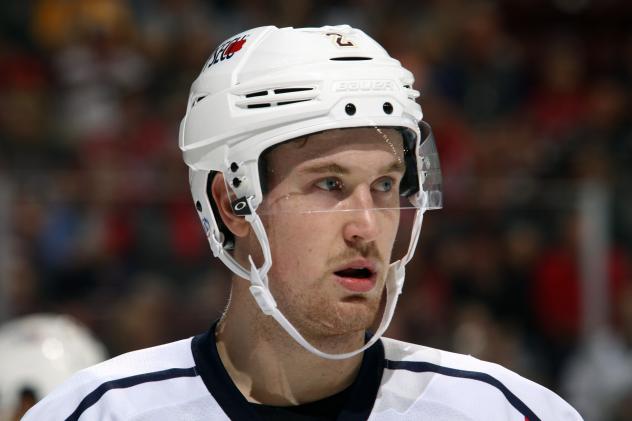 Hershey Bears defenseman Tyler Lewington