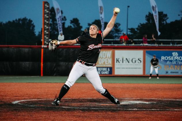 Chicago Bandits pitcher Haylie Wagner