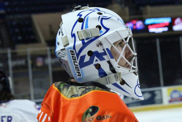 Roanoke Rail Yard Dawgs goaltender Jake Theut