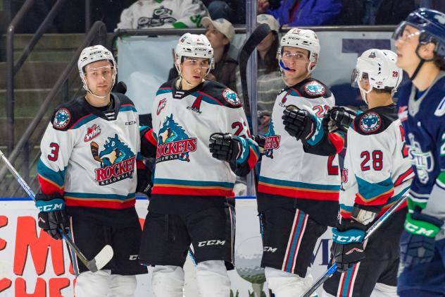 Kelowna Rockets huddle up after a goal against the Seattle Thunderbirds