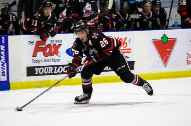 Niagara IceDogs centre Ryan Smith