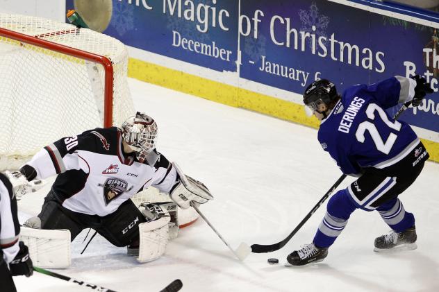 Vancouver Giants goaltender David Tendeck vs. the Victoria Royals