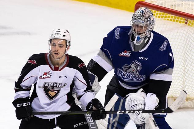 Victoria Royals goaltender Shane Farkas vs. the Vancouver Giants