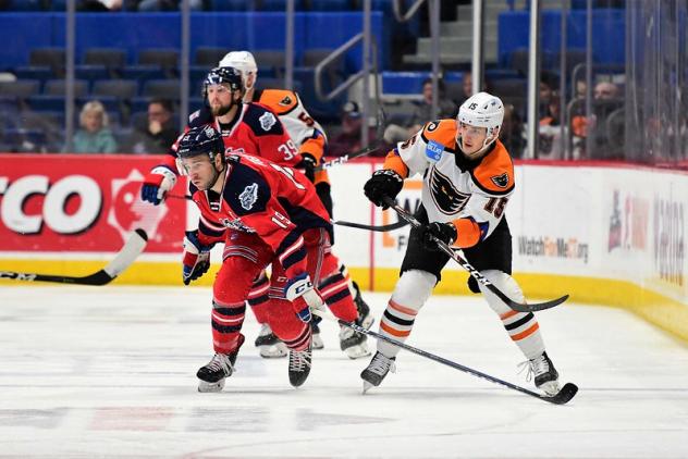 Lehigh Valley Phantoms forward Maksim Sushko (right) vs. the Hartford Wolf Pack