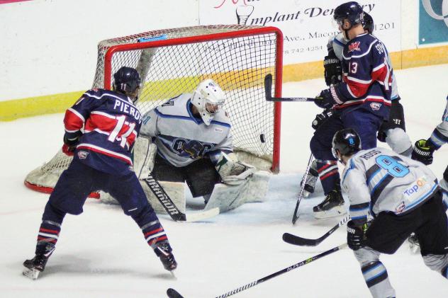 Stephen Pierog (left) and Jimmy Soper of the Macon Mayhem vs. the Quad City Storm