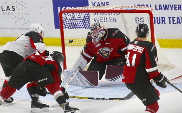 Vancouver Giants goaltender Trent Miner vs. the Prince George Cougars