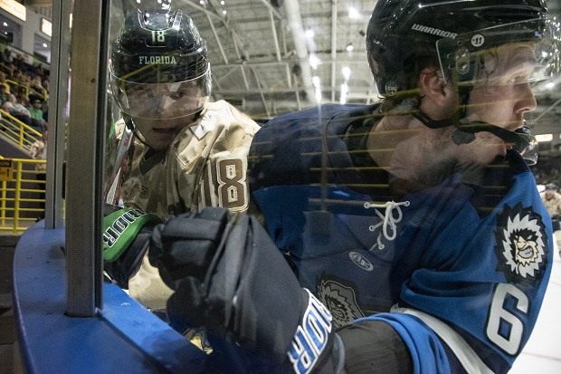 Florida Everblades forward Zach Magwood (left) vs. the Jacksonville IceMen